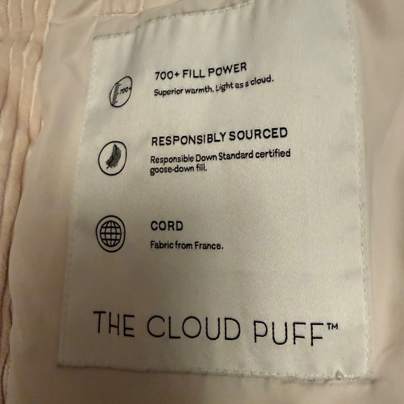 Wilfred The Cloud Puff jacket from Aritzia - goos down fill - Picture 2 of 6